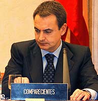 Zapatero, en la comisin. (Foto: EFE)