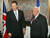 Blair y Sharon, durante el encuentro. (Foto: AP)