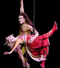 Dos artistas del Circo del Sol ensayando su nmero. (Fotos: REUTERS)