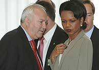 Moratinos y Rice en Bruselas. (Foto: AP)