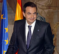 Zapatero, tras conocer la victoria del 'sí'. (Foto: REUTERS) VEA MÁS IMÁGENES