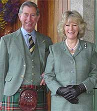 Foto oficial de la pareja difundida por la Familia Real britnica. (Foto: princeofwales.gov.uk)