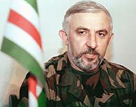 Aslán Masjádov, en una imagen de archivo. (Foto: EFE)