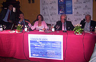 De izqda. a derecha: JorgeValdano, Pilar Iglesias, Jos Mara Otero y Hctor Alterio. (Foto: D. R.)