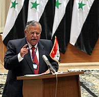 El lder kurdo Jalal Talabani, en el Parlamento iraqu. (Foto: AP)