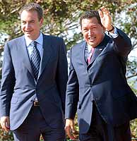 Jos Luis Rodrguez Zapatero y Hugo Chvez, durante la cumbre cuatripartita en Ciudad Guayana. (Foto: EFE)