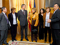El ministro de Trabajo y la secretaria de Estado para Inmigracin, entre otros, momentos antes de la reunin. (Foto: EFE)