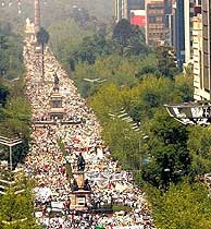 Ms de un milln de personas apoyaron a Lpez Obrador en una manifestacin. (Foto: Reuters)