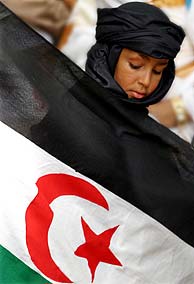Un nio en una manifestacin en apoyo del pueblo saharaui. (Foto:A.Meres)