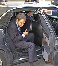 Zapatero, a su llegada al Congreso de los Diputados. (Foto: Jos Ayma)