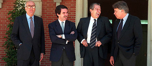 Calvo Sotelo, Aznar, Surez y Gonzlez, en el 20 aniversario de las elecciones de 1977. (Foto: EM)