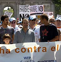 Jos Mara Cano abre la marcha en Madrid. (Foto: EFE)