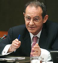 Aquilino Polaino, durante su comparecencia en el Senado. (Foto: EFE)