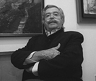 El artista, en una exposicin de la Galera Joan Gapar en 1998. (Foto: EL MUNDO)