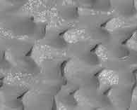 Las dunas del crter Kiser. (Foto: NASA)