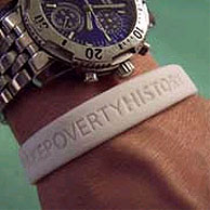 Esta es la pulsera solidaria contra la pobreza de 'Make Poverty History'. (Foto: Oxfam)