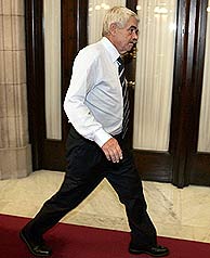 Maragall, en los pasillos del Parlamento cataln esta maana. (Foto: EFE)