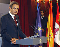 Jos Luis Rodrguez Zapatero, durante su comparecencia en Len. (Foto: EFE)