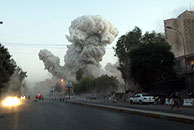 Imagen de una de las explosiones. (Foto: AP)