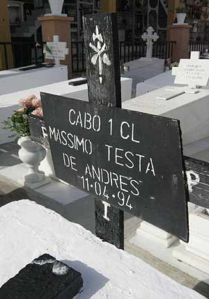 Imagen del lugar en el que est enterrado Ghira, bajo el nombre de Massimo Testa. (Foto: EFE)