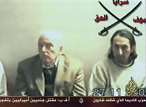 Dos de los rehenes del grupo iraqu. (Foto: AFP).