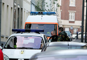 Imagen de la operacin contra presuntos terroristas en Blgica. (Foto: REUTERS)
