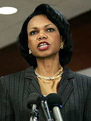 Condoleeza Rice, durante su comparecencia antes de partir a Europa. (Foto: AP)