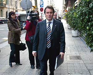 Artur Mas, en Barcelona, tras la reunión con Zapatero. (Foto: Santi Cogolludo)