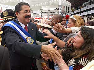 El nuevo presidente de Honduras, Manuel Zelaya. (Foto: AP)