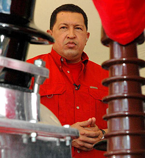 Hugo Chvez, en el plat de su programa 'Al presidente'. (Foto: REUTERS)