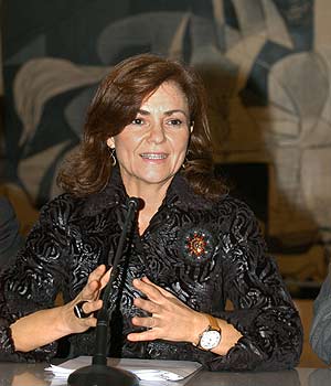 La ministra de Cultura, Carmen Calvo, durante la presentacin de la exposicin 'Picasso, tradicin y vanguardia'. (Foto: Kiko Huesca)