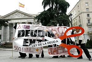 Acto para pedir la condonacin de la deuda externa. (Foto: EFE)