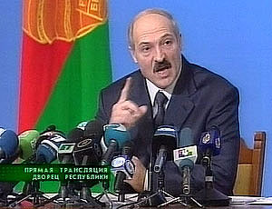 El presidente Lukashenko, en una intervencin televisiva este lunes. (Foto: AP)
