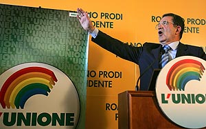 Prodi, en su oficina de La Unión en Roma. (Foto: REUTERS)