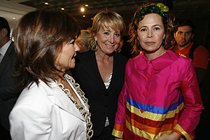 Carmen Calvo, Esperanza Aguirre y gatha Ruiz de la Prada. (Foto: Begoa Rivas)