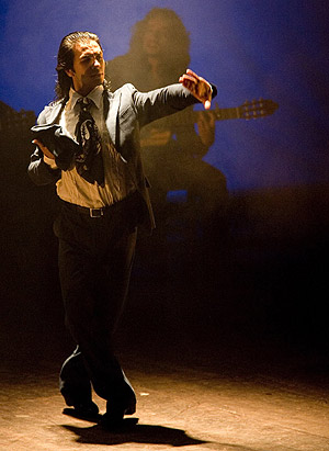 'Farruquito', durante una actuacin en un teatro de Lisboa. (Foto: REUTERS)