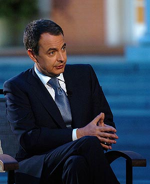 Zapatero, durante una entrevista realizada en TV3. (Foto: EFE)