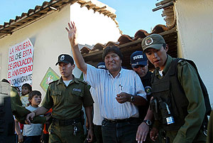 Morales durante el homenaje al 'Che' Guevara. (Foto: AFP)