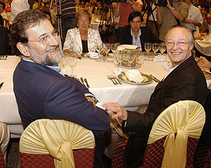 Mariano Rajoy y Josep Piqu, en un acto en Lleida. (Foto: EFE)