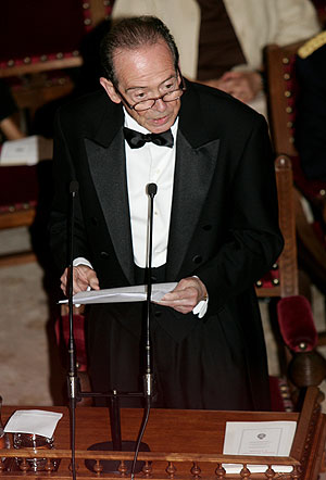 Blecua, durante su discurso de ingreso. (Foto: EFE)