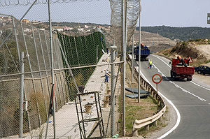 Imagen de la valla fronteriza de Melilla. (Foto: EPA)