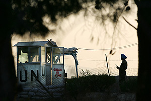 Un soldado de la fuerza de paz de Naciones Unidas, en el Lbano. (Foto: AFP)