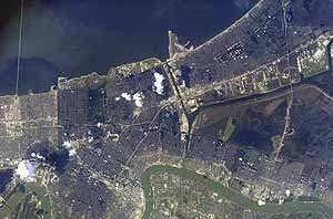 Las inundaciones de Nueva Orleans, vistas desde la ISS: (Foto: NASA)