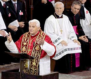 Benedicto XVI en la catedral de Freising (Alemania). (Foto: EFE)