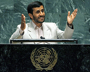 Ahmadineyad, durante su discurso ante la Asamblea de la ONU. (Foto: REUTERS)