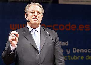 Al Gore, durante la conferencia. (Foto: EFE)