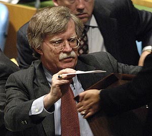 John Bolton, embajador de EEUU ante la ONU, durante una votacin. (Foto: REUTERS)
