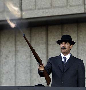 Sadam en una imagen de diciembre de 2000. (Foto: REUTERS)