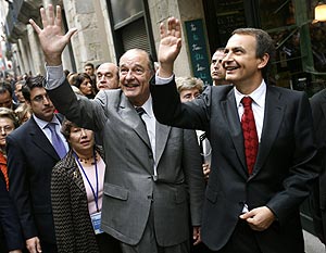 Los gerundenses dieron una cálida acogida a Jacques Chirac y José Luis Rodríguez Zapatero. (Foto: REUTERS)