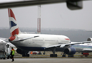 Un avin de British Airways en el aeropuerto Domodedovo de Mosc. (Foto: AP)